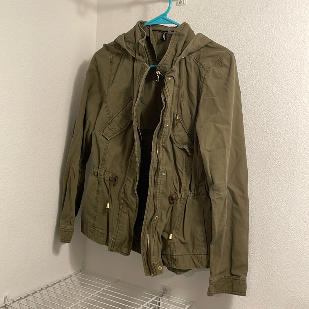 MOVING SALE ALL MUST GO: Cargo Jacket!